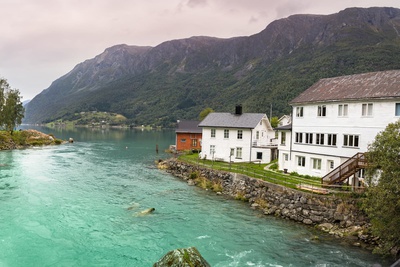 Route de Sognefjell: un voyage entre montagnes et glaciers